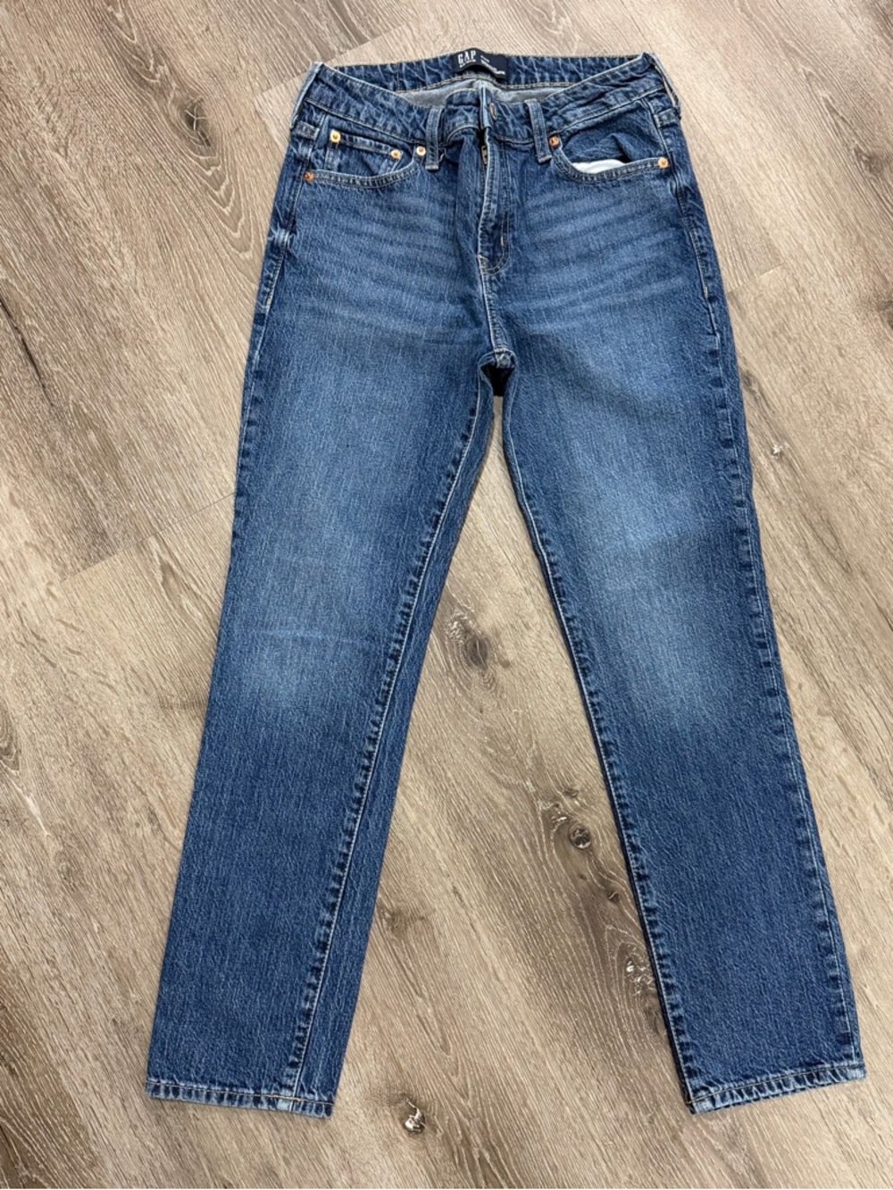 GAP Slim Boyfriend size 4 short